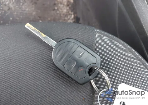 2015 Ford Fiesta Se z USA, uszkodzony, nr VIN 3FADP4EJ8FM120873